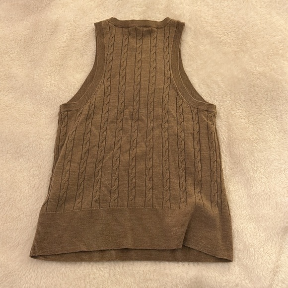 Banana Republic Sweater Vest - Picture 2 of 4